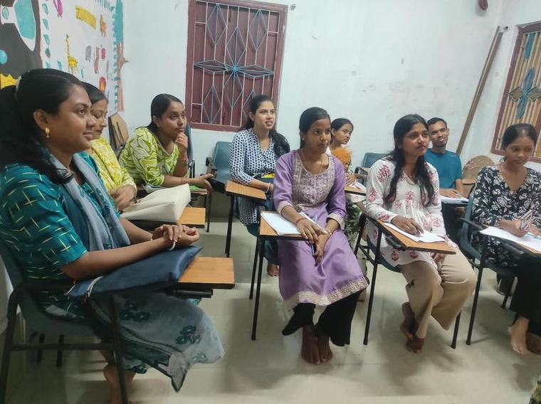 Students during a preparation class